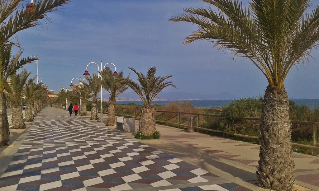 Apartament Playa Arenales Apartment Arenales del Sol Exterior photo